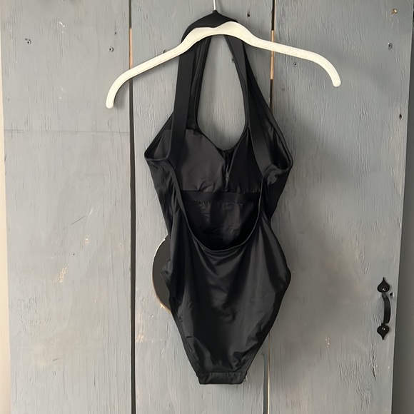 Andie The Tulum One Piece Swimsuit Crisscross Back Straps Size XS UPF 50 - Picture 3 of 11